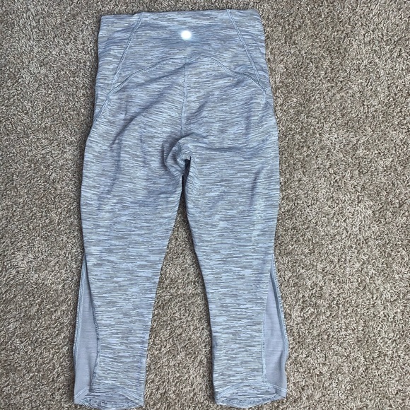 lululemon athletica Pants - Lululemon Crop Leggings